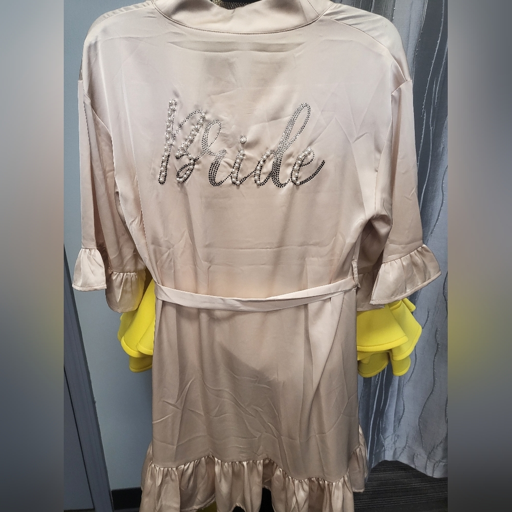 Bride Robe - Picture 3 of 4